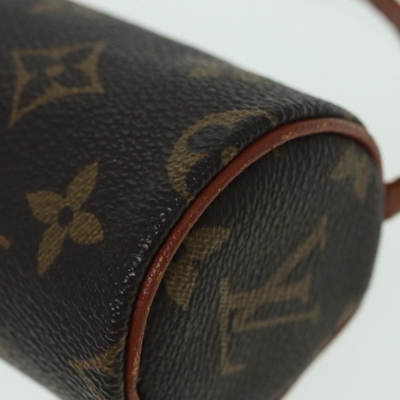 LOUIS VUITTON Monogram Papillon Pouch - Picture 13 of 16